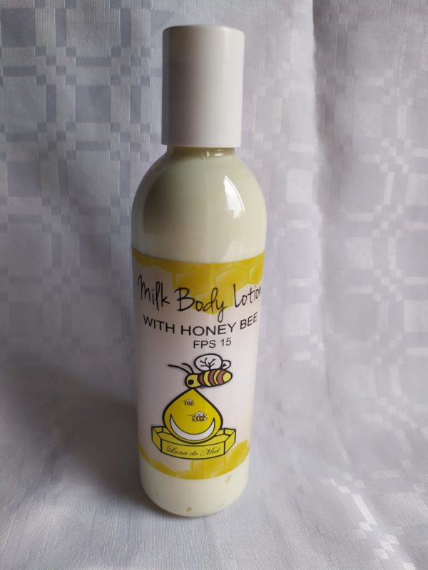Milk Body Lotion FPS 15    250 ml.