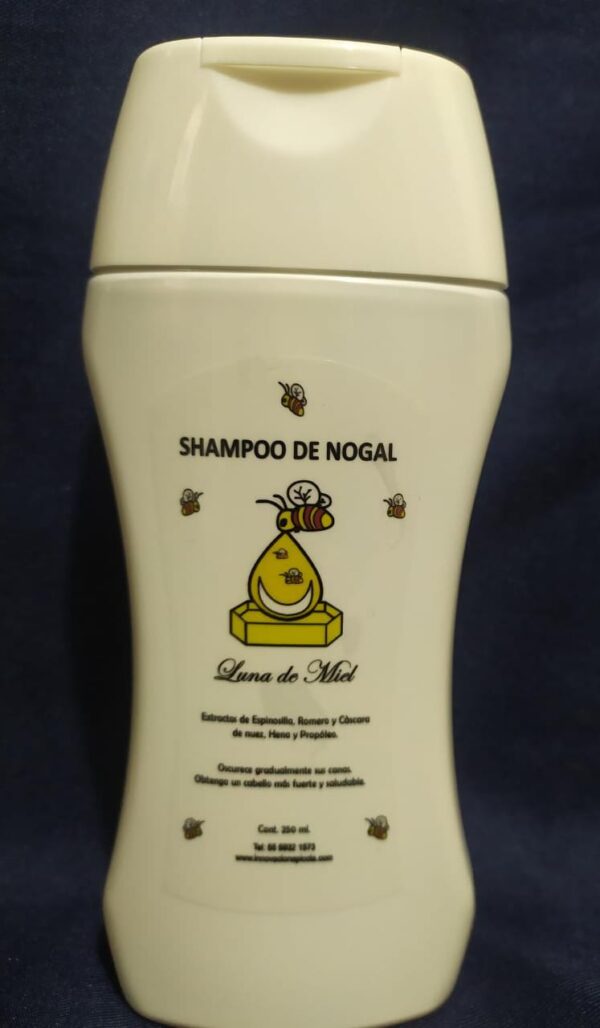 Shampoo de nogal, henna y propópelo  250 ml.